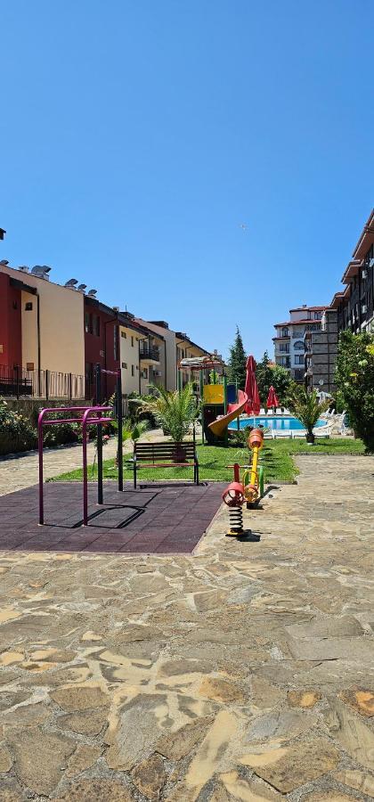 VP Panorama Bay 2 Studio Apartment Sveti Vlas Bagian luar foto