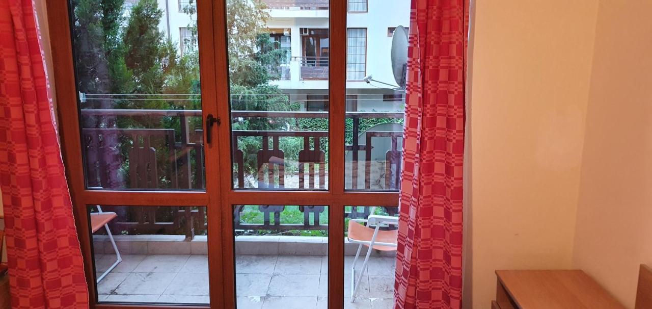 VP Panorama Bay 2 Studio Apartment Sveti Vlas Bagian luar foto